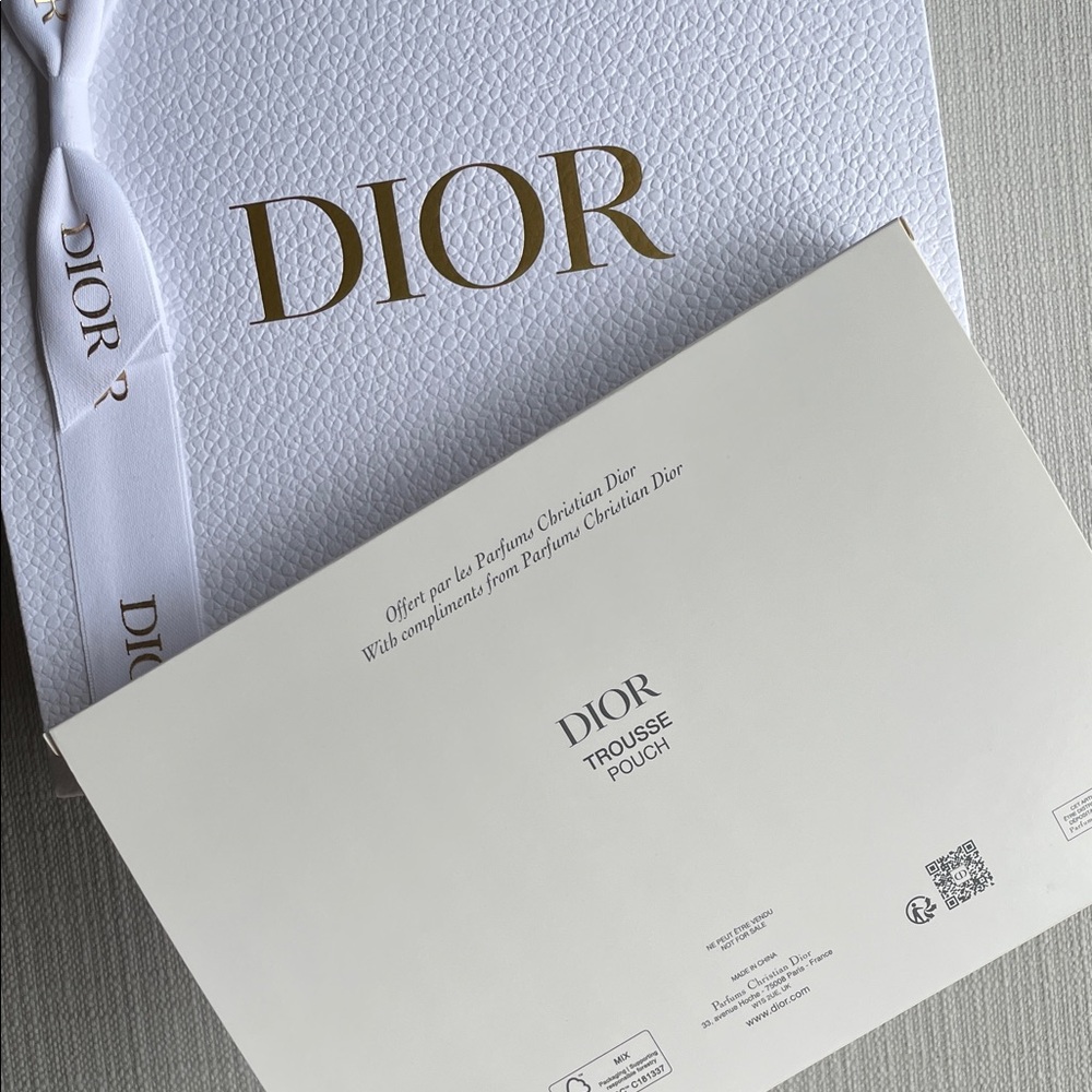 Dior ballet pink puffy Trousse beauty Pouch - Picture 14 of 15